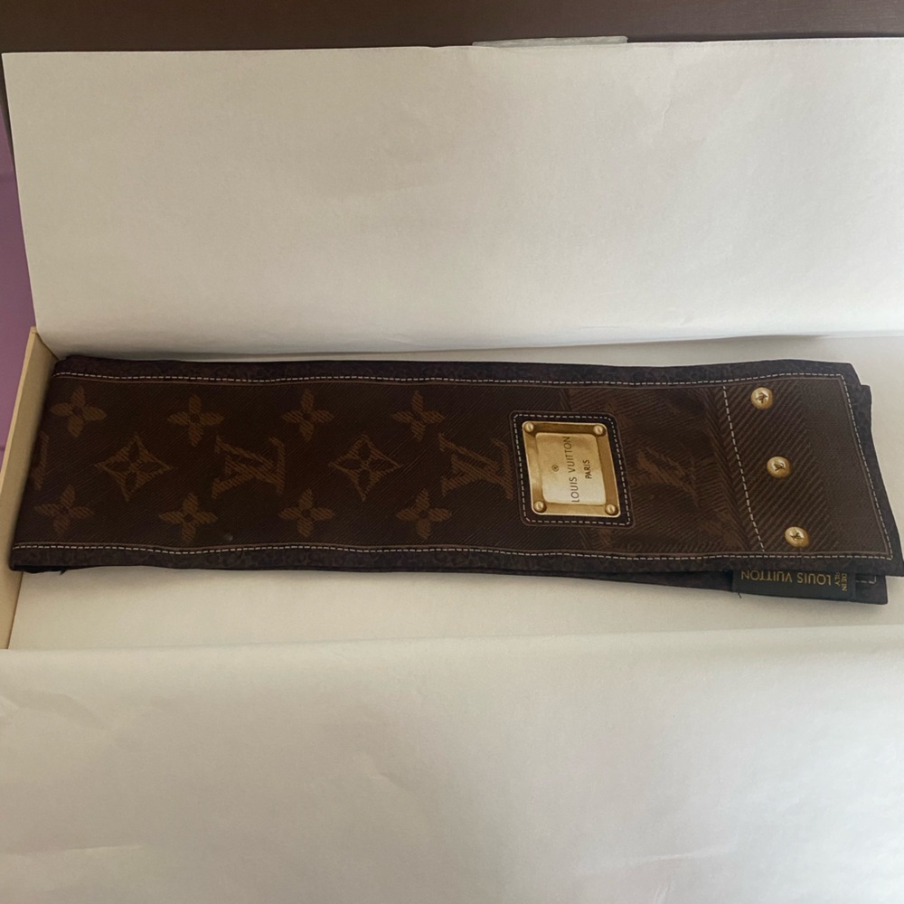 Louis Vuitton Ebene Monogram 400505 Bandeau 100% Silk Scarf - Picture 6 of 6